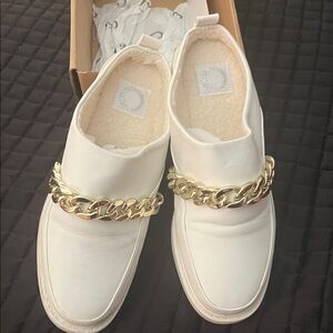 Journee Collection Ivory Mules with Metallic Chain